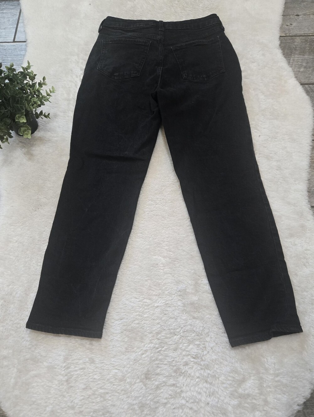 Old Navy Black OG Straight High-Rise Casual Everyday Basic Jeans, Size 10 - Picture 6 of 8
